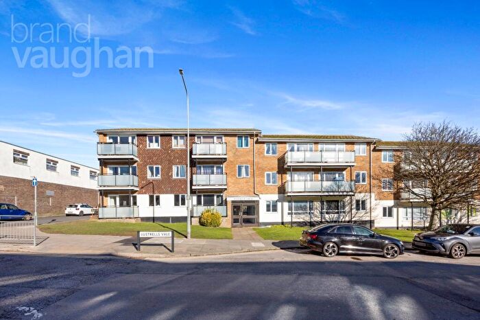 1 Bedroom Flat For Sale In Lustrells Vale, Saltdean, Brighton, East Sussex, BN2