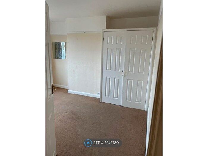1 Bedroom Flat To Rent In Tennison Road, London, SE25
