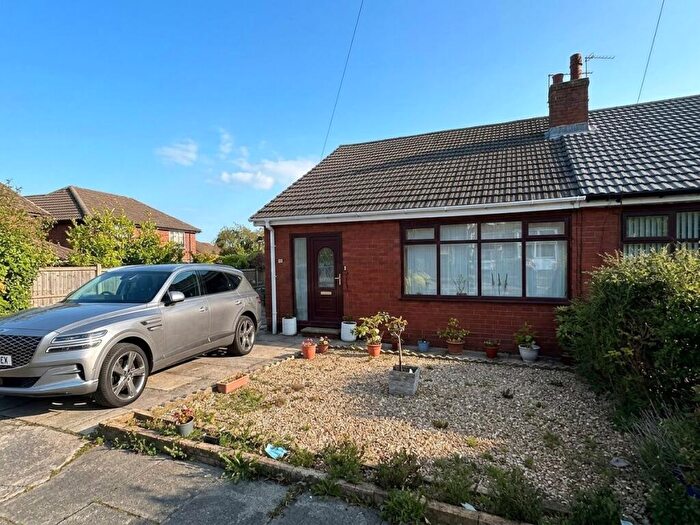 2 Bedroom Bungalow For Sale In Stanley Grove, Horwich, Bolton, BL6