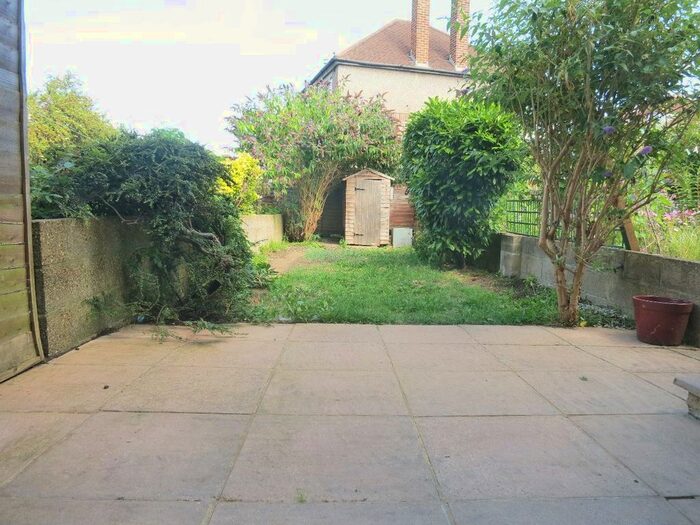 2 Bedroom Maisonette To Rent In Amyand Park Road, St Margarets, Twickenham, TW1