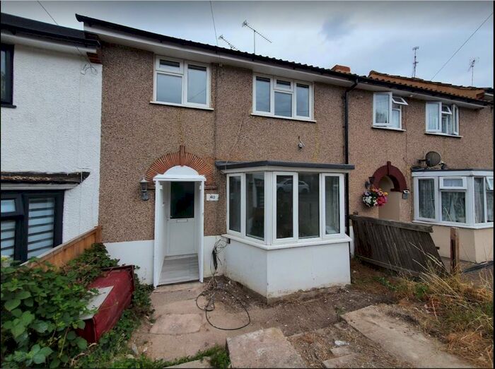 3 Bedroom Terraced House To Rent In Romsey Road, Tilehurst, RG30