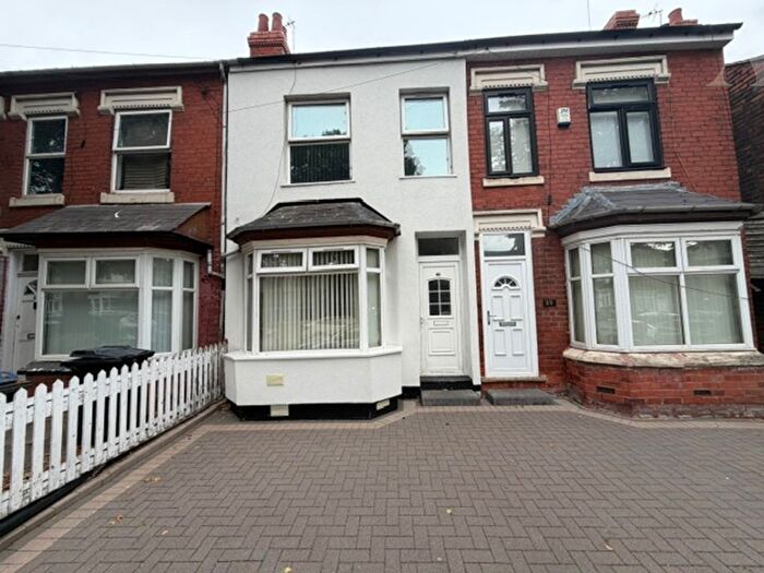 3 Bedroom Terraced House For Sale In Sandbourne Road, Ward End, Birmingham, West Midlands, B8