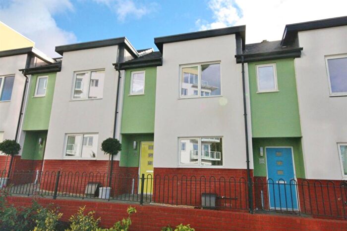 3 Bedroom Terraced House To Rent In , Trem Elia, Penarth Heights, Penarth, Vale Of Glamorgan., CF64