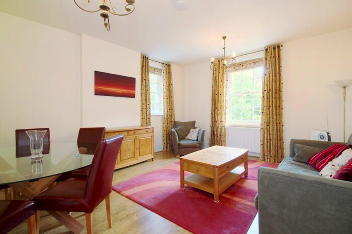 2 Bedroom Apartment To Rent In Begbroke Manor, Begbroke, OX5