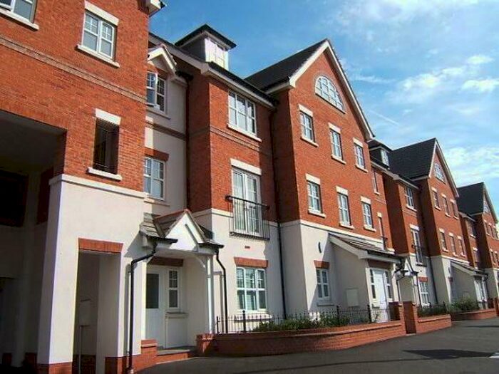 2 Bedroom Apartment To Rent In Lordswood Road, Harborne, Birmingham, B17