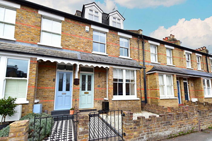 5 Bedroom Terraced House For Sale In Victor Road, Windsor, SL4