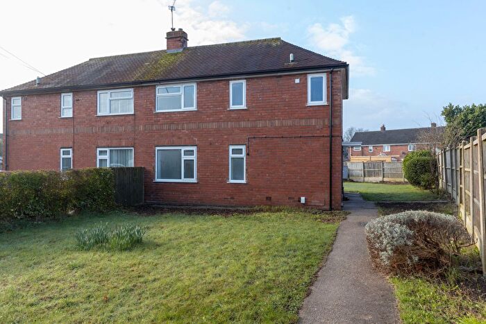 3 Bedroom Semi Detached House To Rent In Victoria Avenue, Telford, TF1