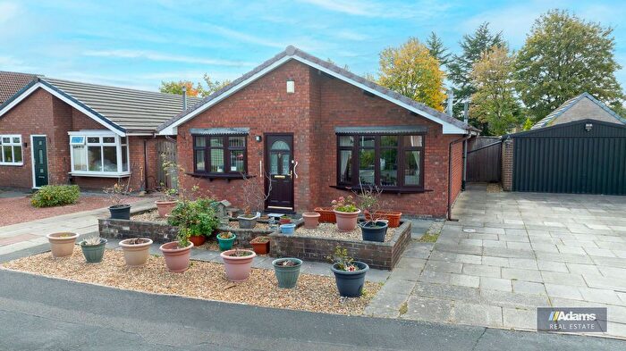 3 Bedroom Bungalow For Sale In Humber Close, Widnes, WA8