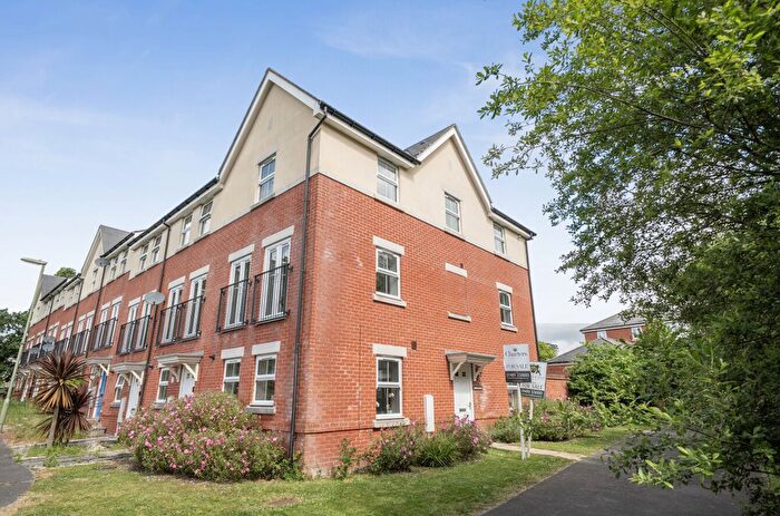 3 Bedroom End Of Terrace House For Sale In Pandora Close, Locks Heath, Southampton, Hampshire, SO31