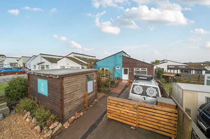 3 Bedroom Bungalow For Sale In Pillar Avenue, Brixham, Devon, TQ5