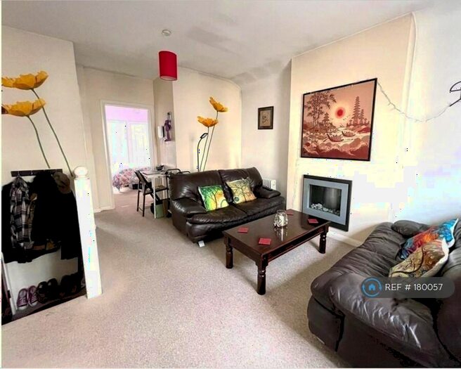1 Bedroom Flat To Rent In Stamford House -, Carshalton, SM5