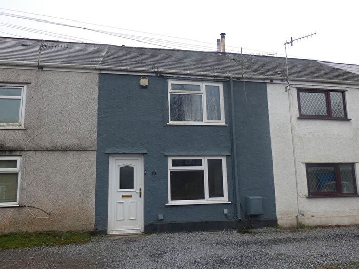 3 Bedroom Cottage For Sale In Mill Row, Pontardawe, Swansea., SA8