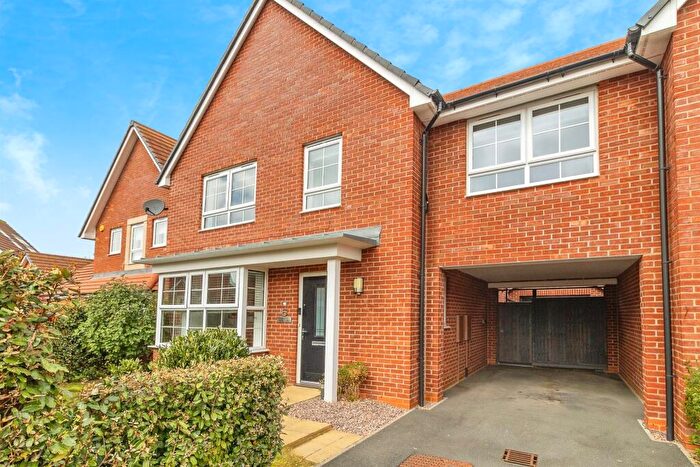 4 Bedroom Link Detached House For Sale In Lower Hazeldines, Marston Moretaine, Bedford, MK43