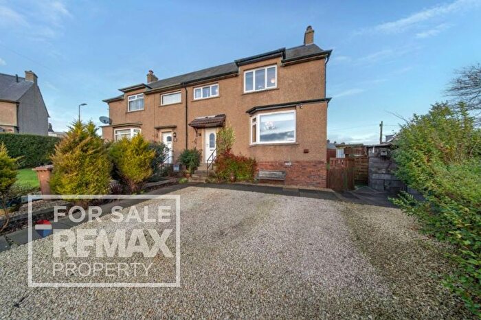 3 Bedroom Semi Detached House For Sale In Niddry View, Winchburgh, Broxburn, EH52