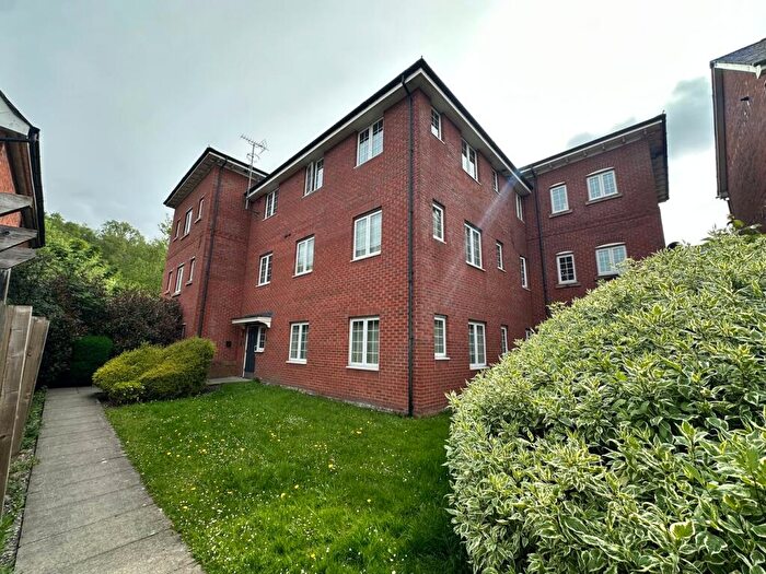 2 Bedroom Apartment To Rent In Churchbeck Chase, Radcliffe, Manchester, M26