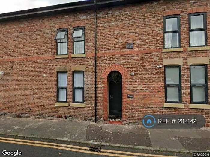 2 Bedroom Flat To Rent In Hill Street, Manchester, M20