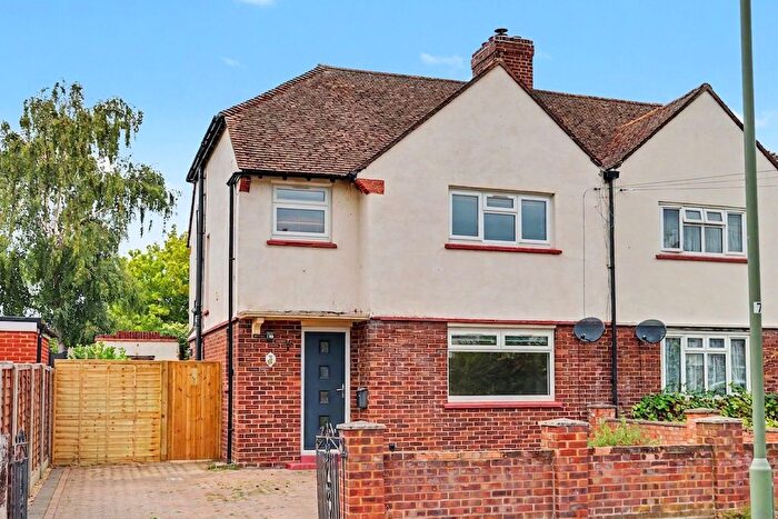 3 Bedroom Semi-Detached House For Sale In Mead Road, Hersham, KT12