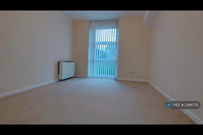 2 Bedroom Flat To Rent In Bridge Road, Bristol, BS8