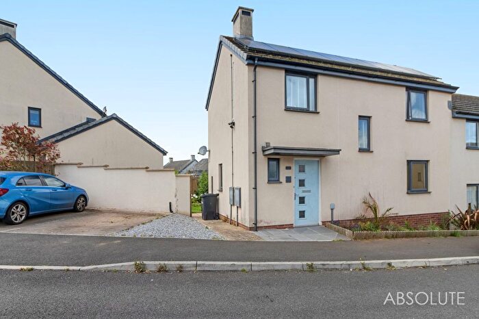 2 Bedroom Semi Detached House For Sale In White Rock Road, Paignton, TQ4