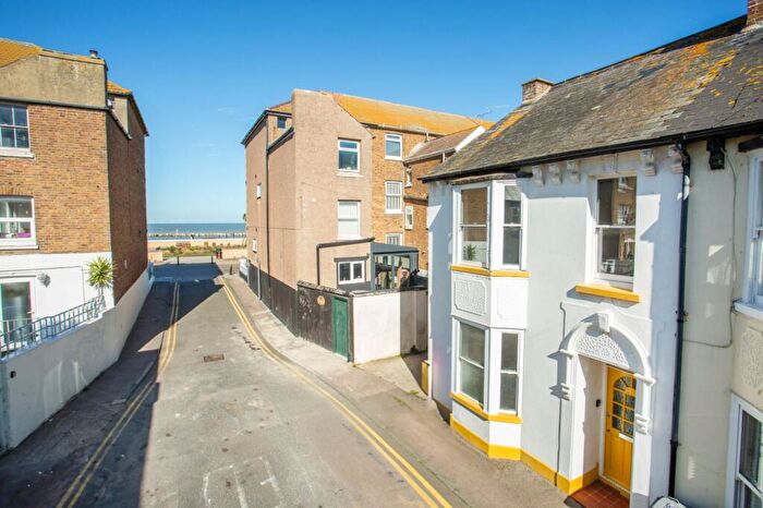 1 Bedroom End Of Terrace House For Sale In Sea View Square, Herne Bay, CT6