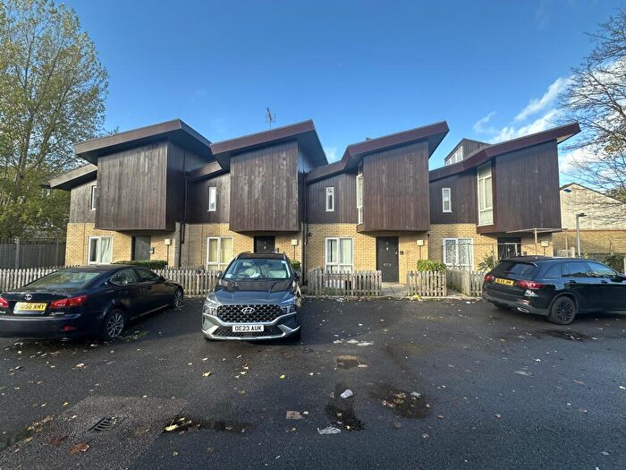 14 Bedroom Terraced House For Sale In - Bridge Mews, Bridge Road, Neasden, London, NW10