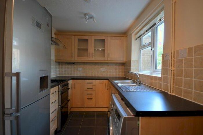 2 Bedroom Property To Rent In Amwell Road, Cambridge CB4
