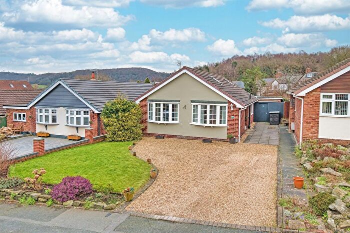 2 Bedroom Detached Bungalow For Sale In Cambridge Gardens, Helsby, Frodsham, WA6