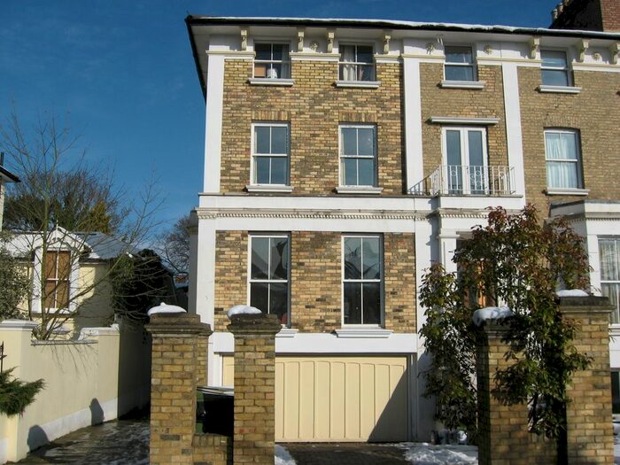 1 Bedroom Flat To Rent In Herne Road, Surbiton, KT6