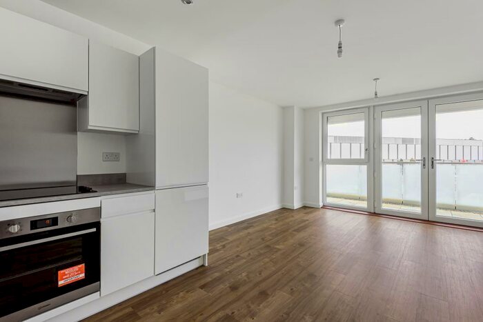 1 Bedroom Apartment To Rent In Longcross, Surrey, KT16