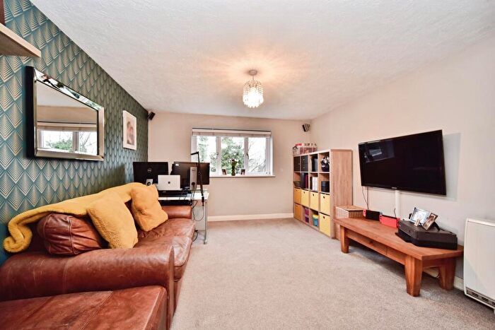 4 Bedroom Terraced House For Sale In Springvale, Maidstone, Kent, ME16