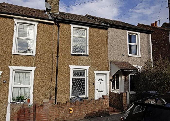 2 Bedroom Terraced House To Rent In Rolleston Road, South Croydon, CR2