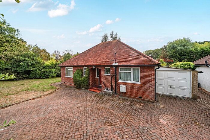 2 Bedroom Bungalow For Sale In Lime Grove, Woking, Surrey, GU22