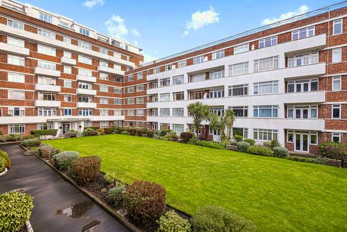 Studio To Rent In Ormonde Court, Upper Richmond Road, London, SW15