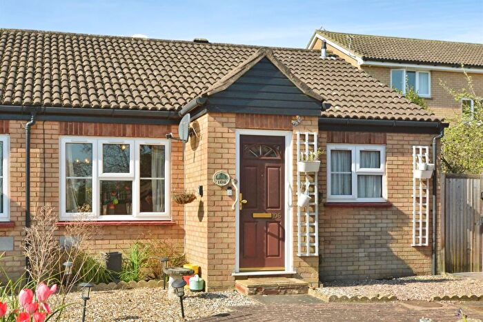 2 Bedroom Retirement Property For Sale In Germander Place, Conniburrow, Milton Keynes, MK14