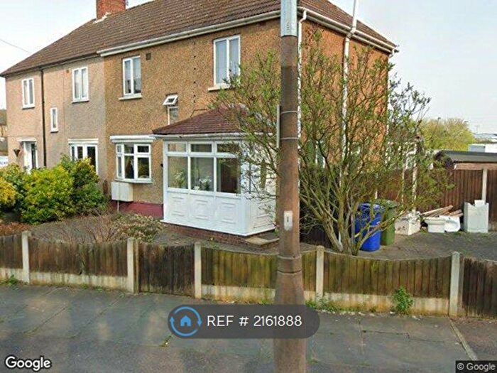 3 Bedroom Semi-Detached House To Rent In Malvern Road, Grays, RM17