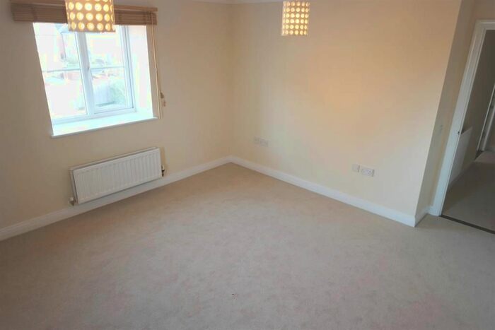 1 Bedroom Flat To Rent In Jersey Drive, Winnersh, Wokingham, RG41