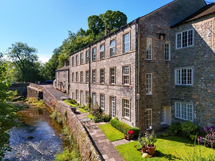 2 Bedroom Apartment For Sale In Riverside Walk, Airton, Skipton, North Yorkshire, BD23