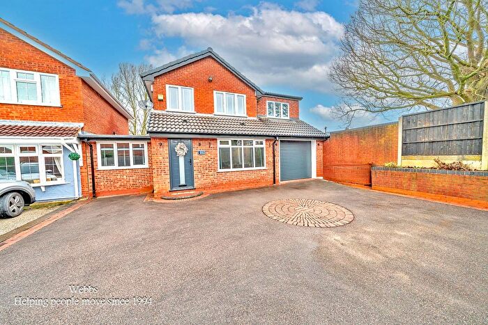4 Bedroom Link Detached House For Sale In Harebell Close, Cannock, WS12
