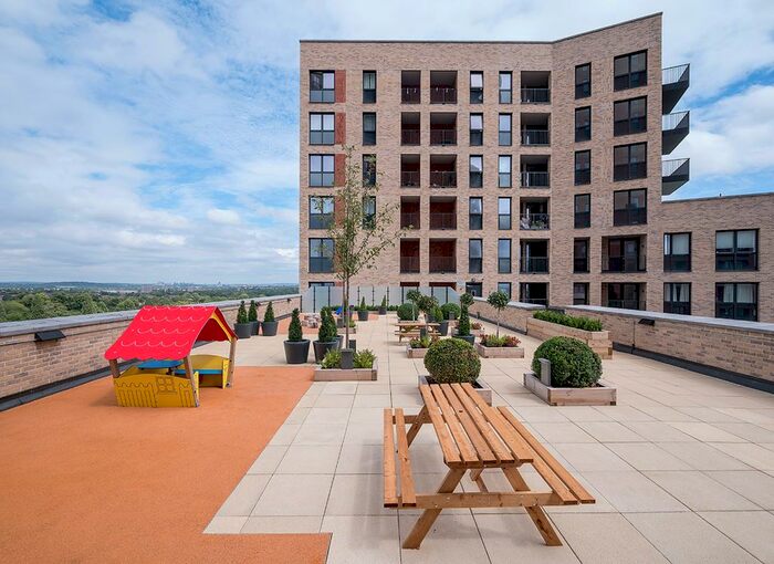 2 Bedroom Flat To Rent In Merrick Road, Southall, UB2