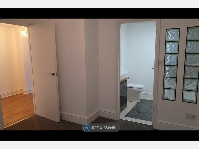 1 Bedroom Flat To Rent In Trinity, Margate, CT9