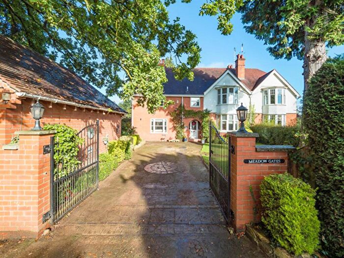 5 Bedroom Character Property For Sale In Binton Road, Welford On Avon, CV37