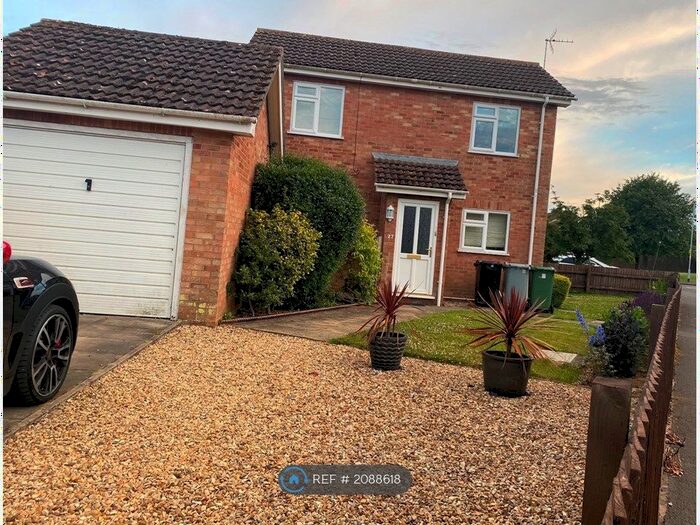 2 Bedroom Semi-Detached House To Rent In Birch Road, Stamford, PE9