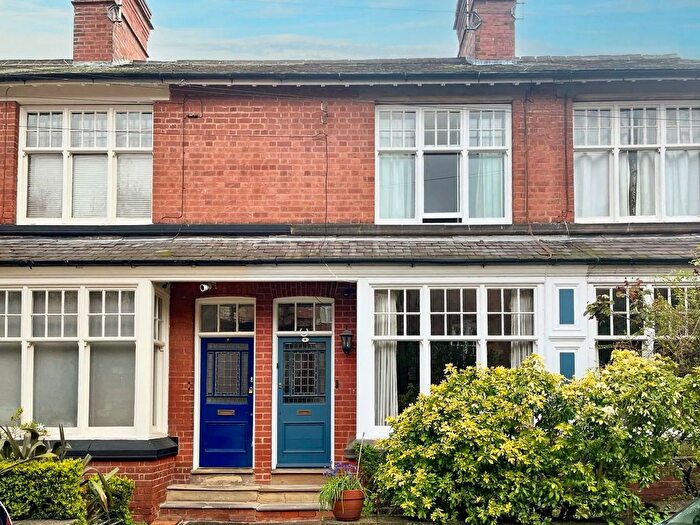3 Bedroom Terraced House For Sale In Victoria Avenue, Leicester, LE2