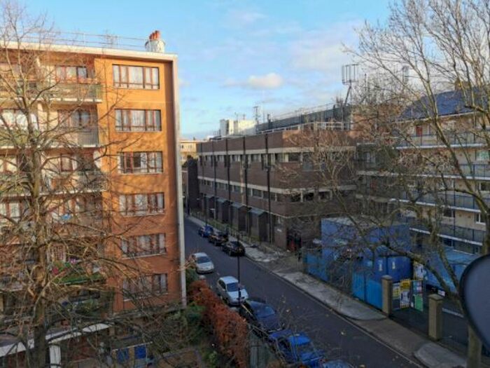 2 Bedroom Flat To Rent In Chadswell House, Cromer Street, WC1H