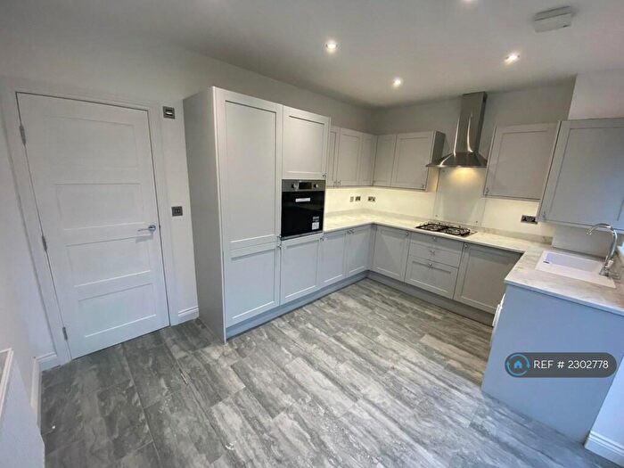 3 Bedroom Terraced House To Rent In Furnace Street, Hyde, SK14