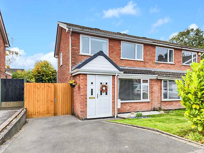 3 Bedroom Semi-Detached House For Sale In Dunbar Road, Coalville, Leicestershire, LE67