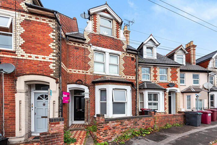 1 Bedroom Apartment To Rent In Pell Street, Reading, Berkshire, RG1