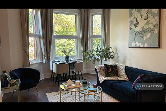 1 Bedroom Flat To Rent In Ullet Road, Liverpool, L17