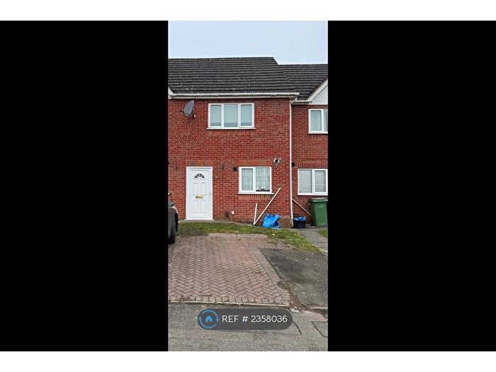 2 Bedroom Terraced House To Rent In Heath Green, Dudley, DY1