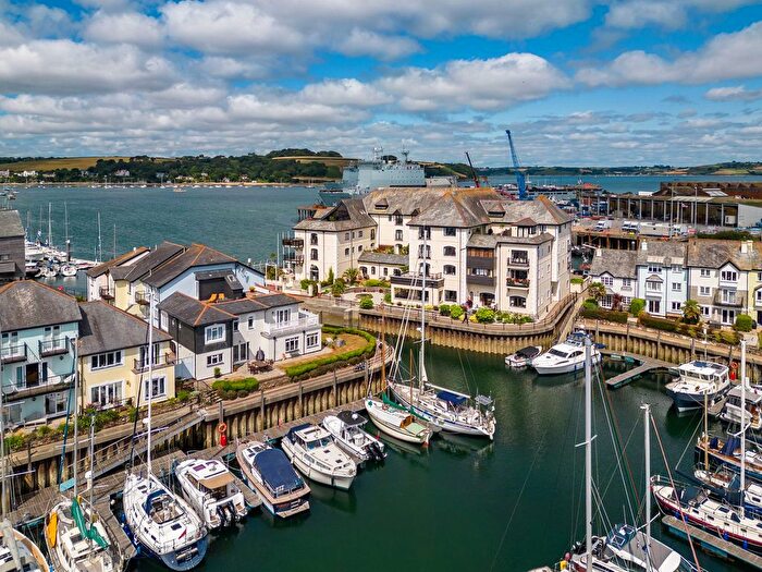 3 Bedroom Flat For Sale In Challenger Quay, Falmouth, TR11